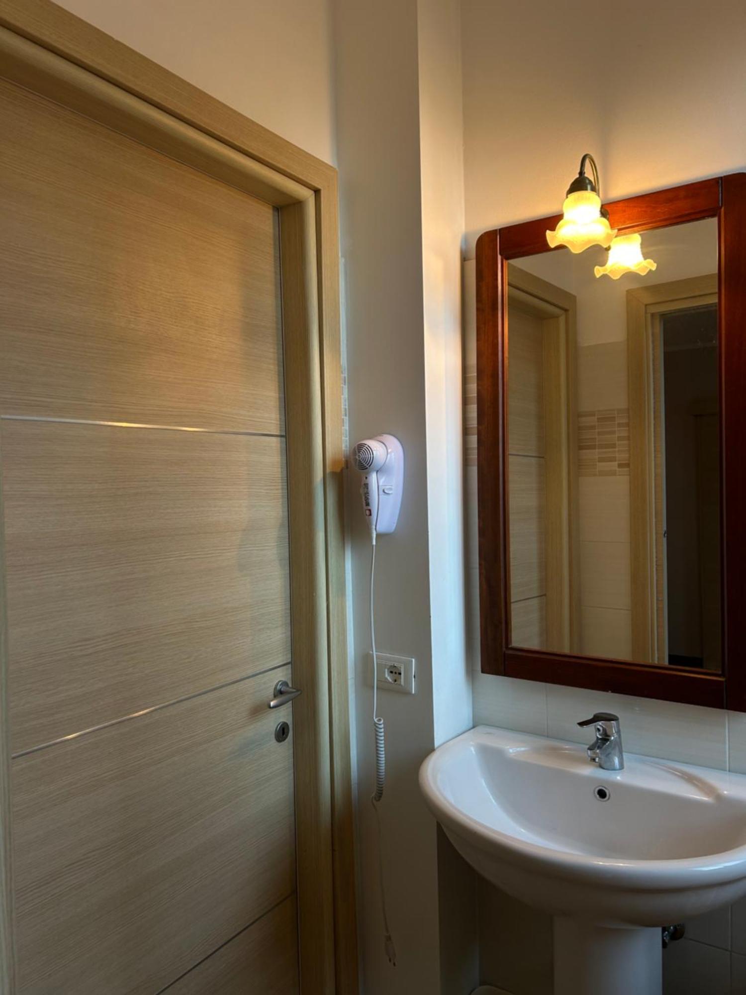 Отель Casa Giardinetto Стреза Экстерьер фото